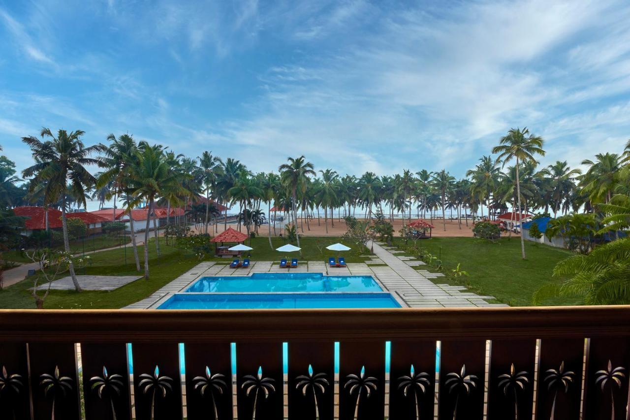 Estuary Sarovar Premiere Poovar Island Exterior foto